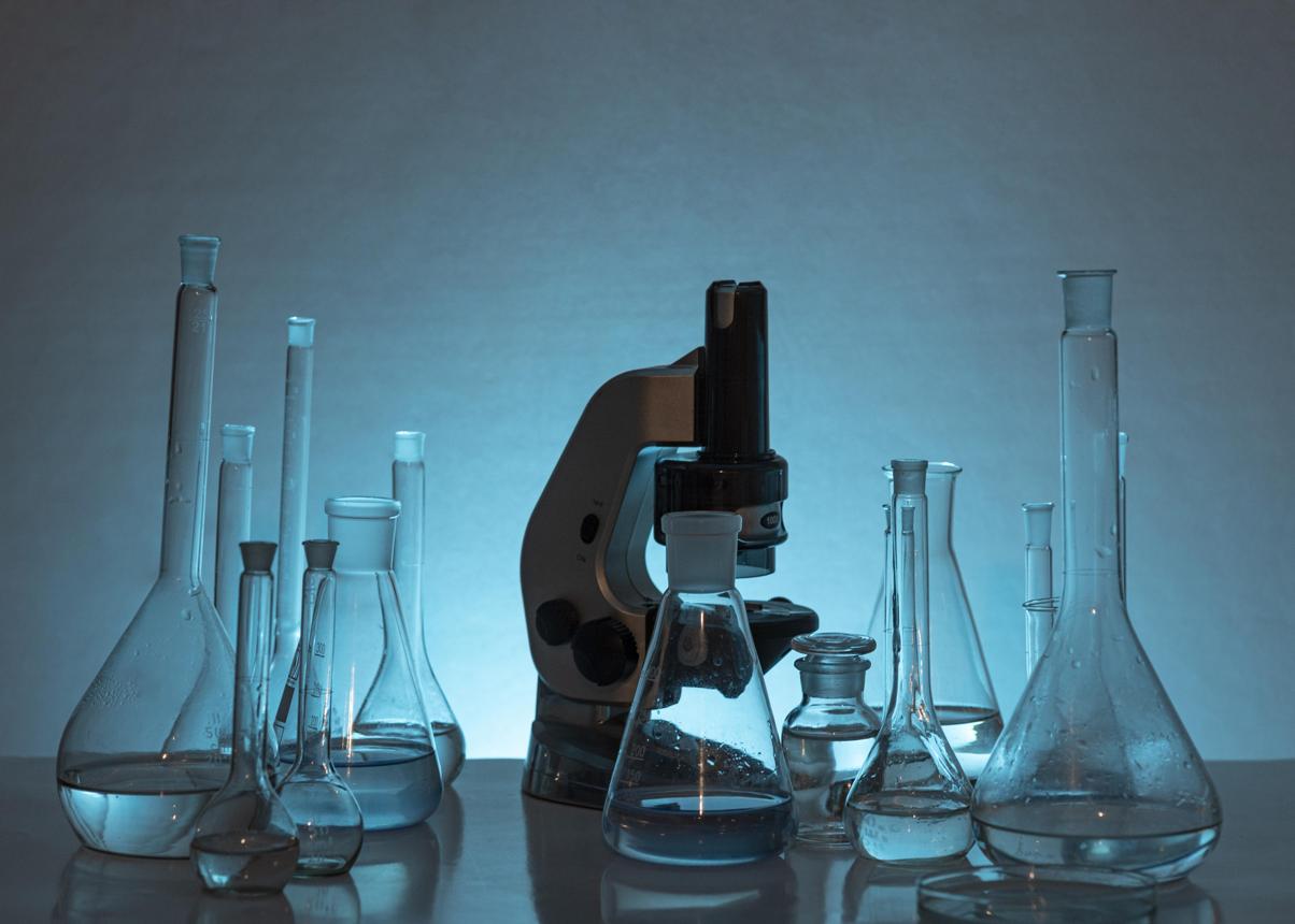 Science Club laboratory equipment